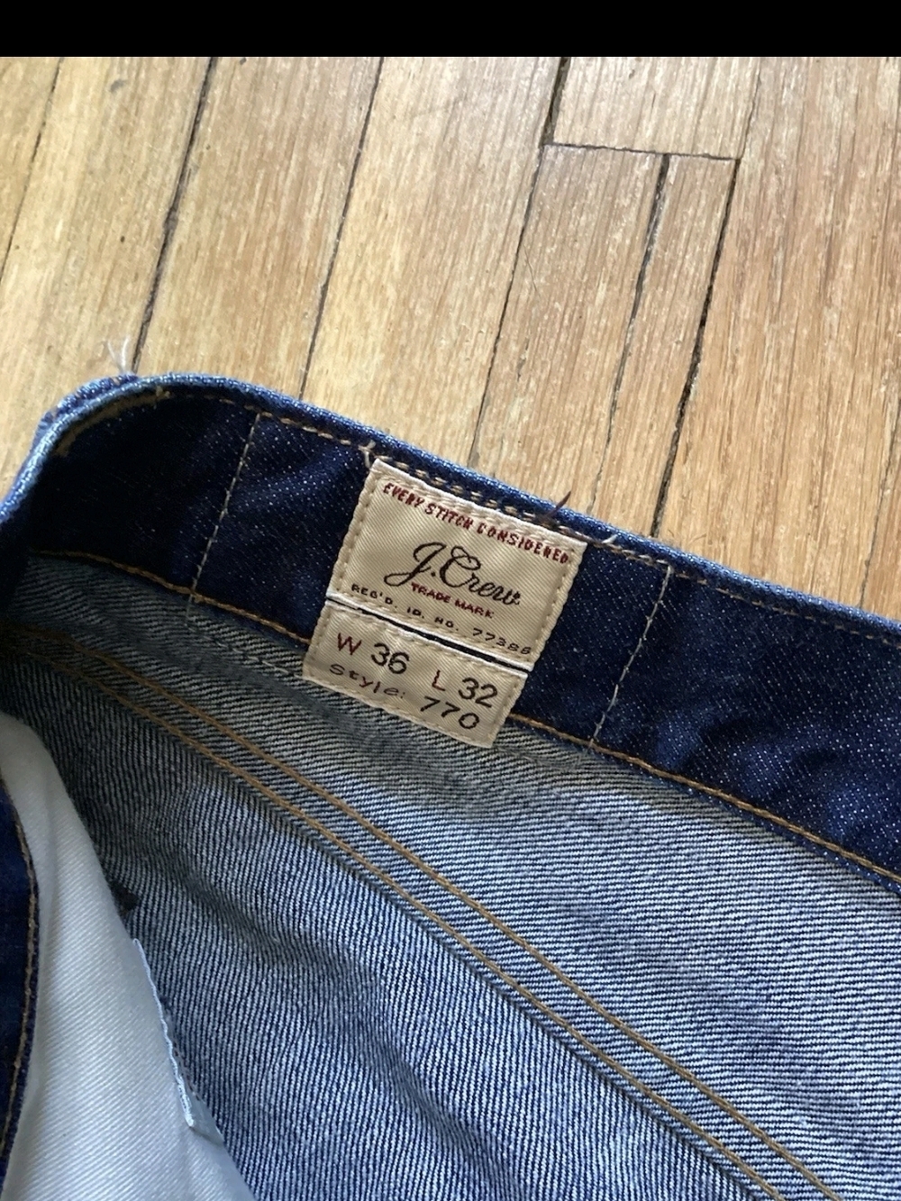 Luxe J.CREW Men's Size 36-31 Solid Dark Blue Denim Jeans,100% Cotton,MINT - Picture 4 of 4